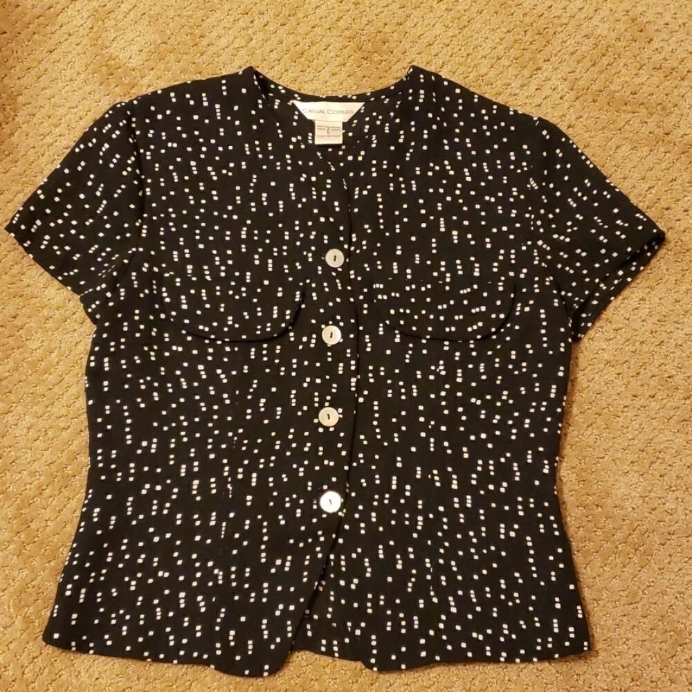 Casual corner blouse